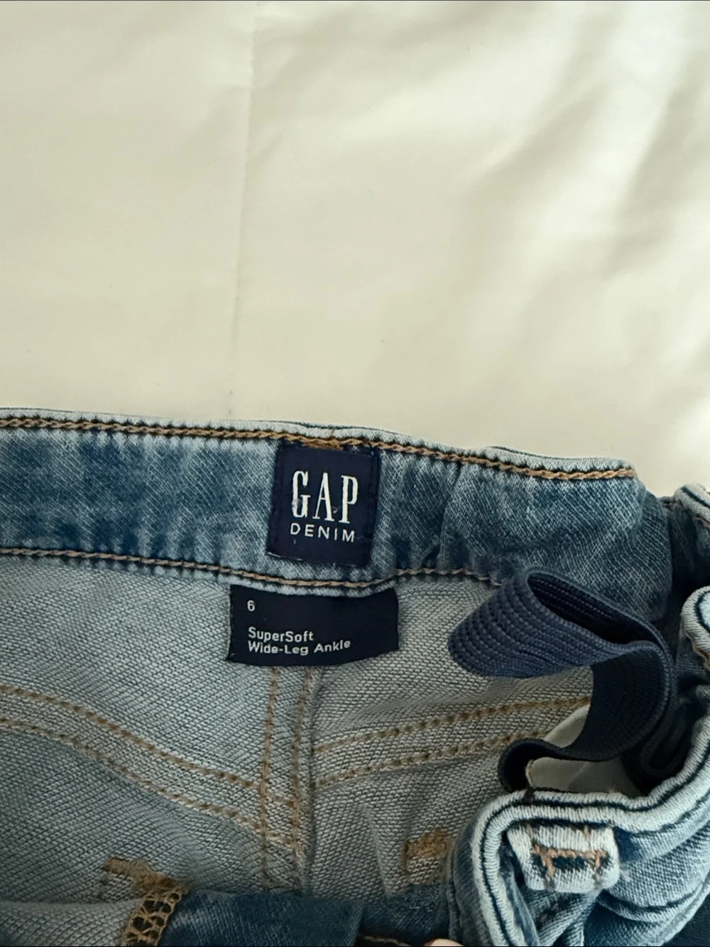 GAP Girl’s Wide-Leg Light Blue Denim Jeans
